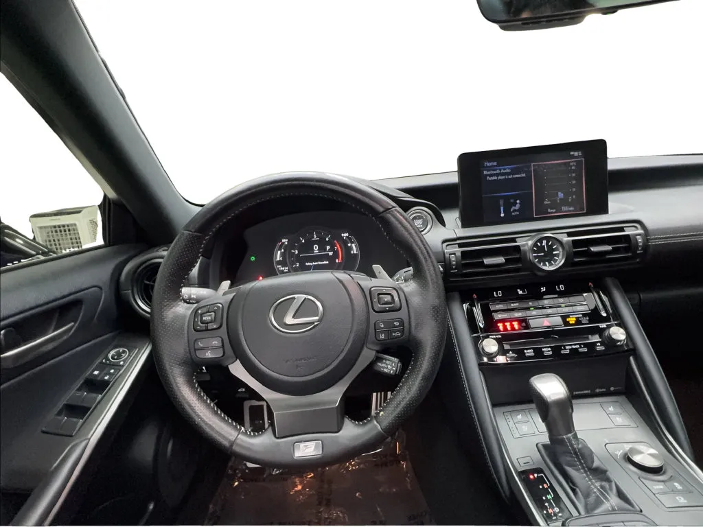 Lexus IS photo 39