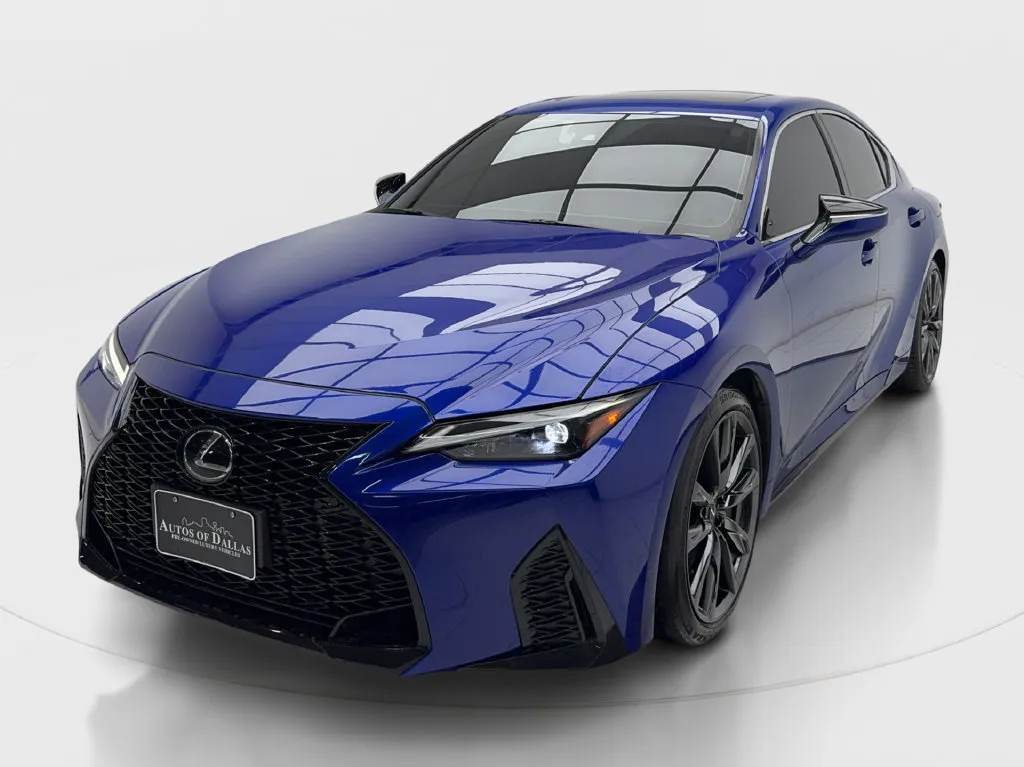 Lexus IS photo 5