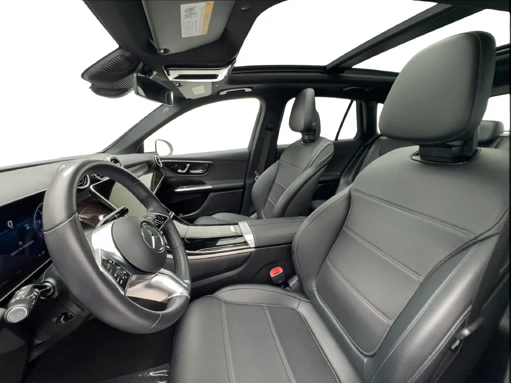 Mercedes-Benz GLC photo 21