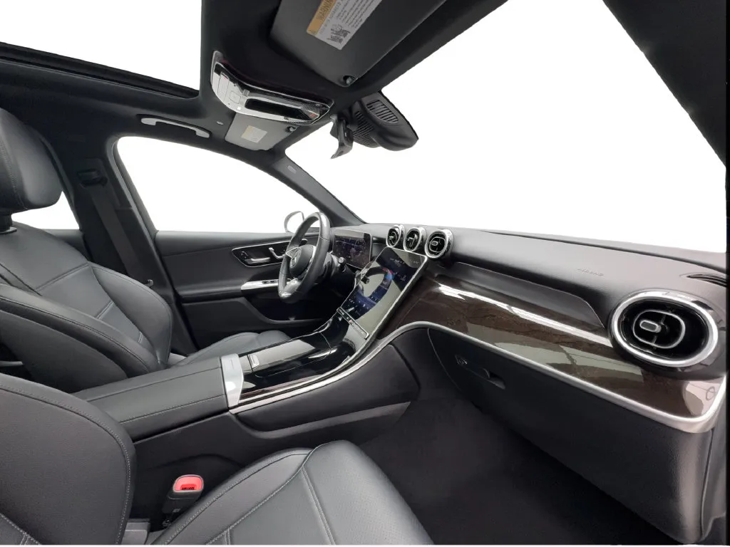 Mercedes-Benz GLC photo 33