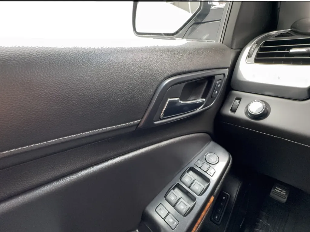 Chevrolet Tahoe photo 54