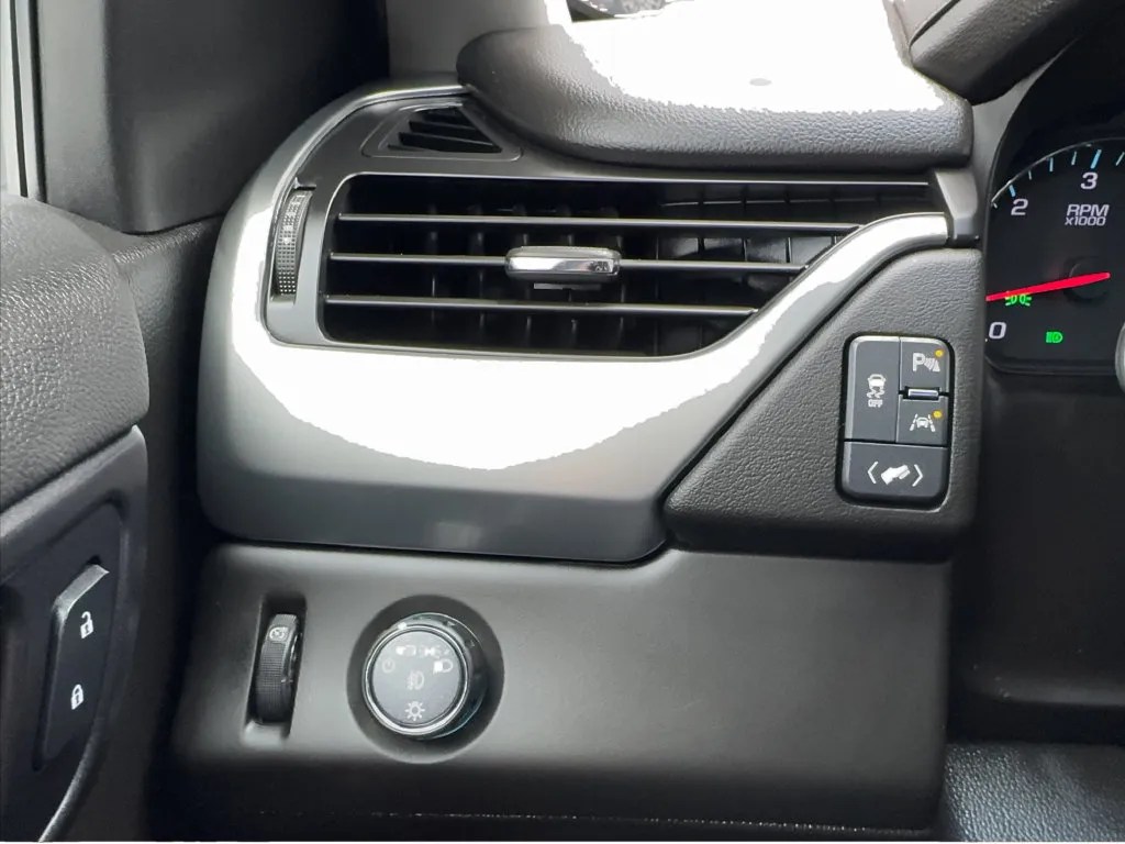 Chevrolet Tahoe photo 55