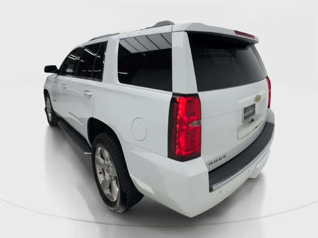 Chevrolet Tahoe photo 11
