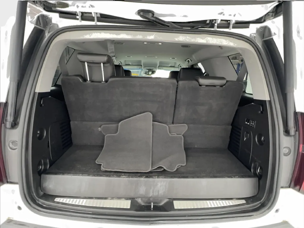 Chevrolet Tahoe photo 18