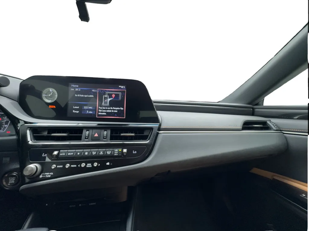 Lexus ES photo 49