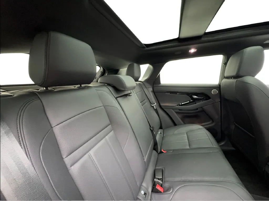 Land Rover Range Rover Evoque photo 30