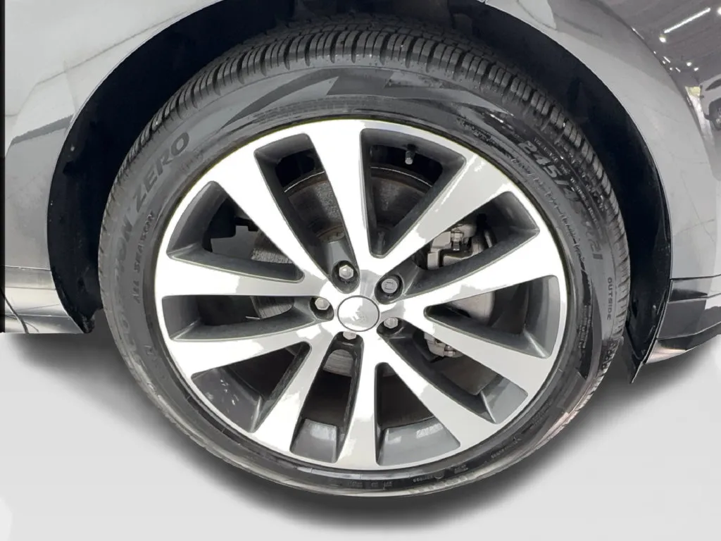 Land Rover Range Rover Evoque photo 16
