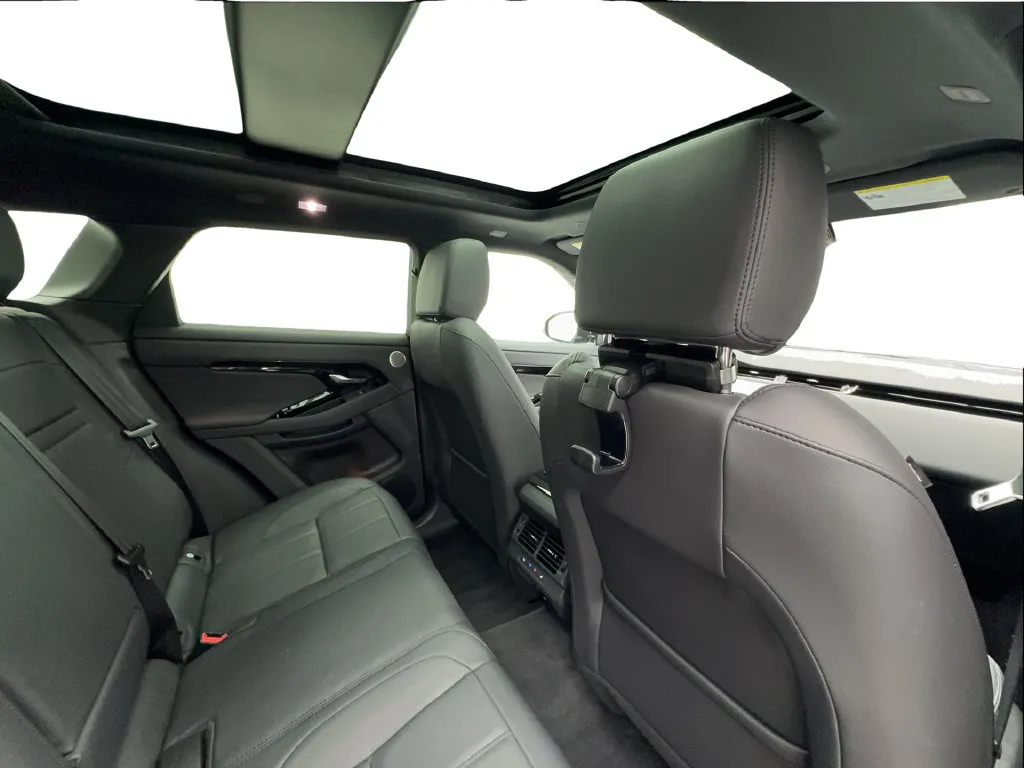 Land Rover Range Rover Evoque photo 29