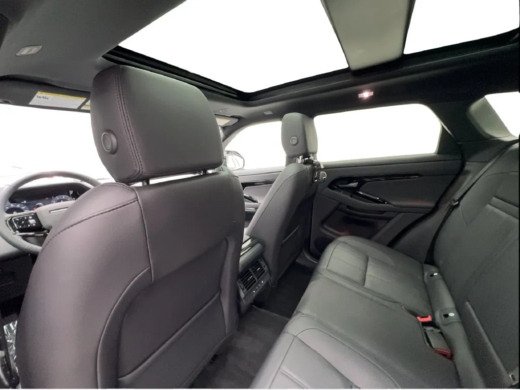 Land Rover Range Rover Evoque photo 26