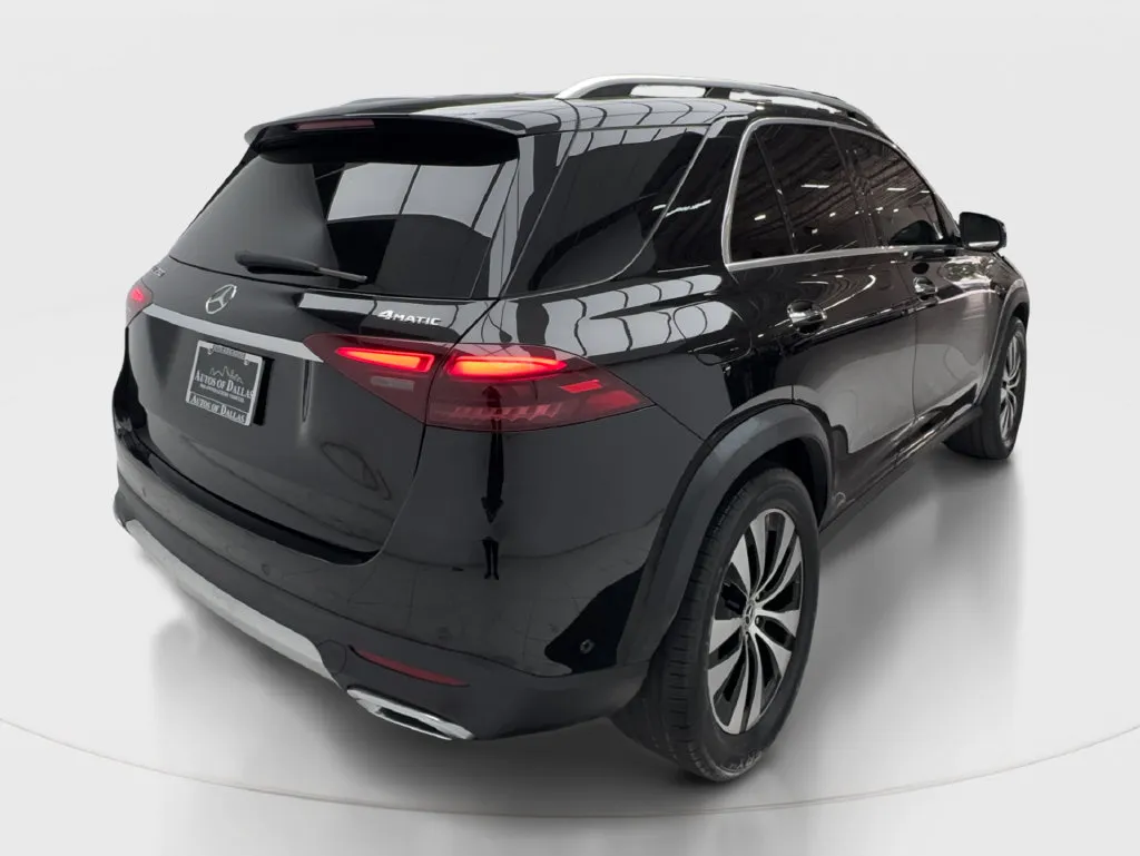 Mercedes-Benz GLE photo 8
