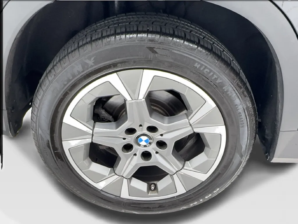 BMW X1 photo 18
