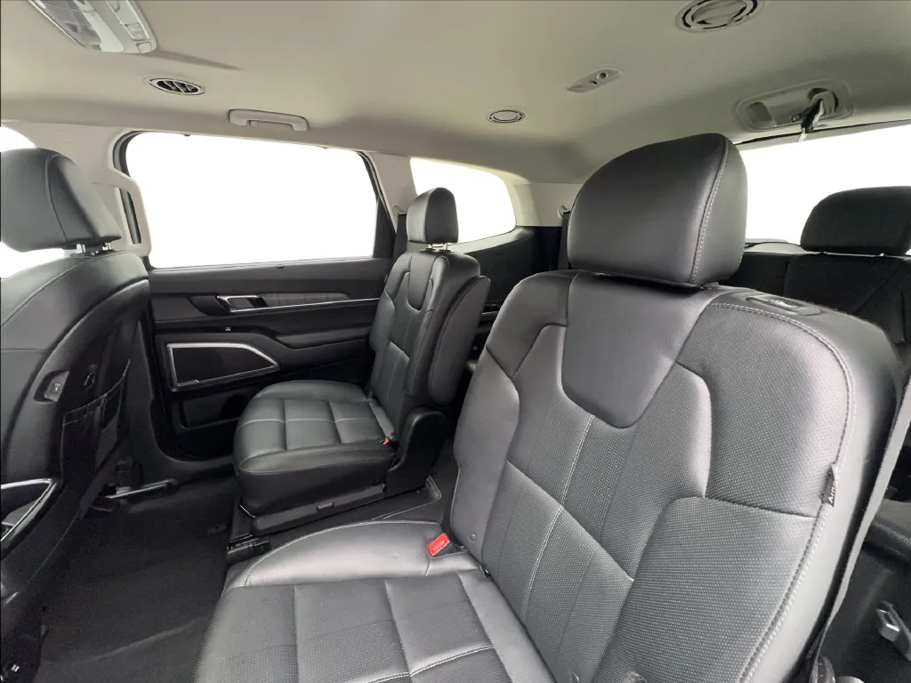 Kia Telluride photo 27