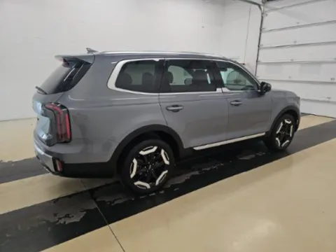 Photos of 2024 Kia Telluride EX for sale in Plano, TX at Autos of Dallas - Plano