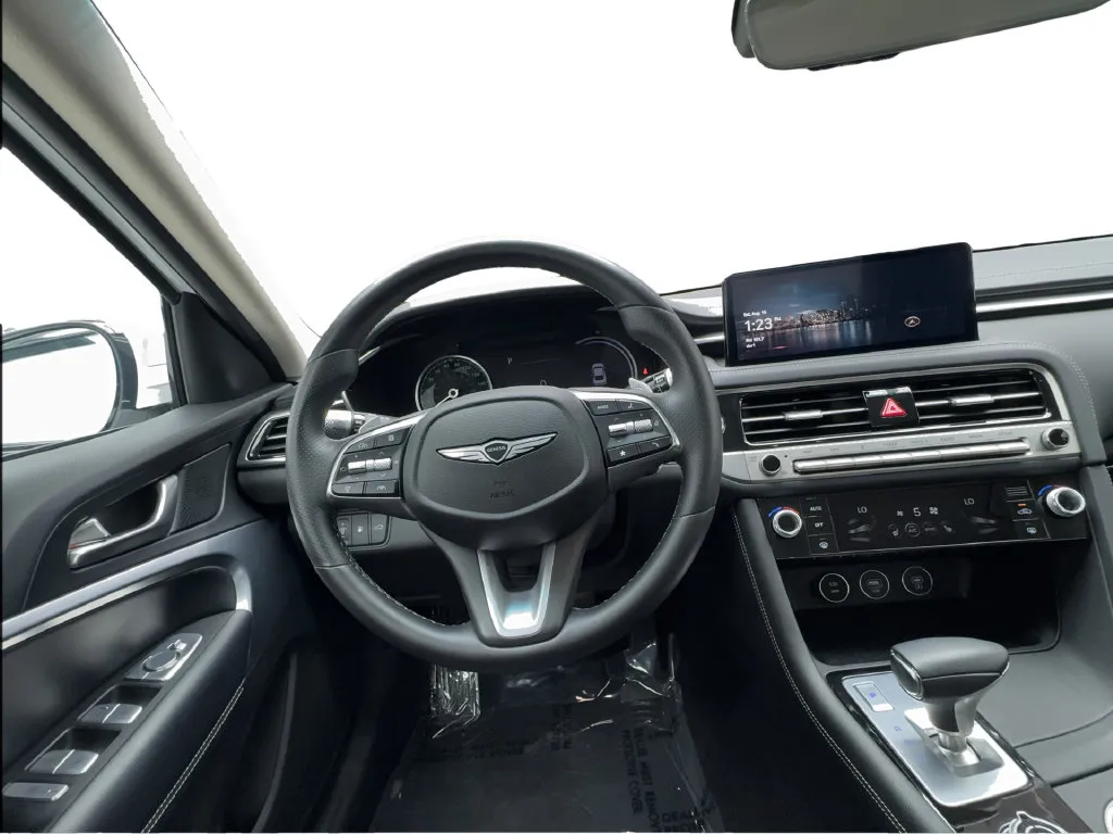 Genesis G70 photo 37