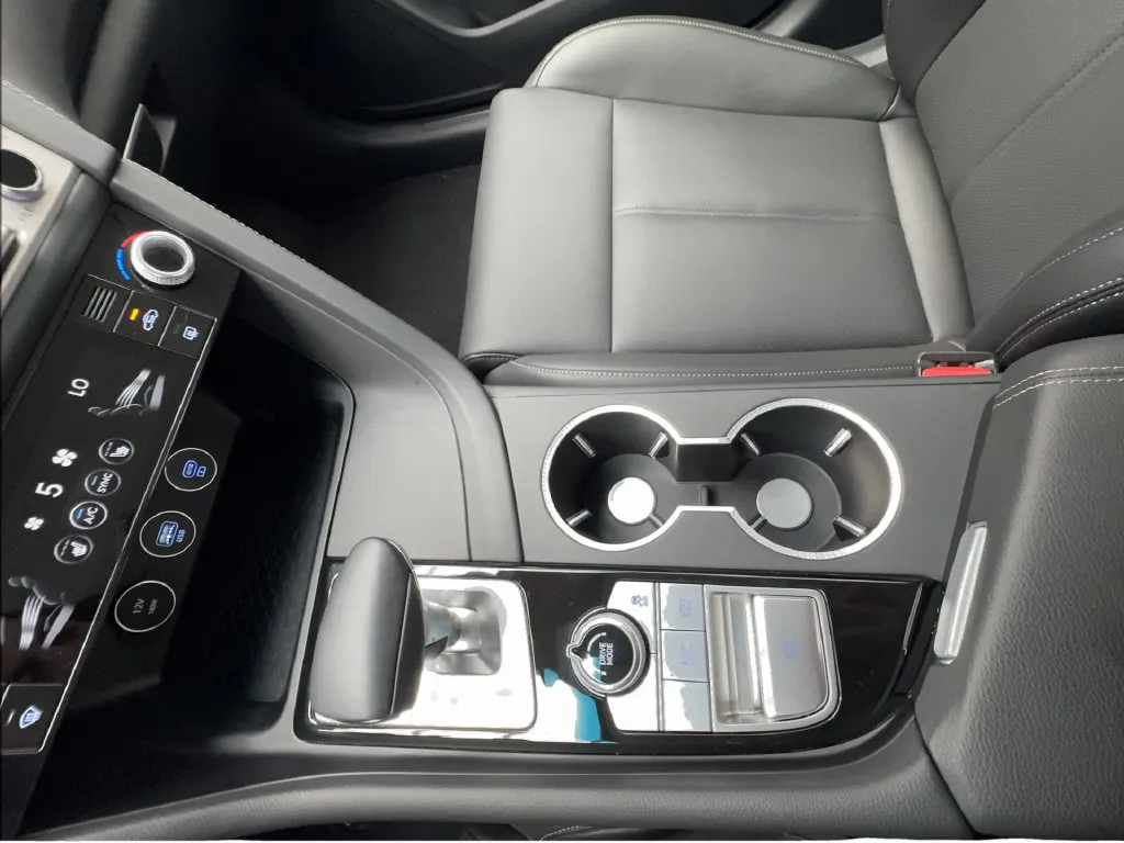 Genesis G70 photo 51
