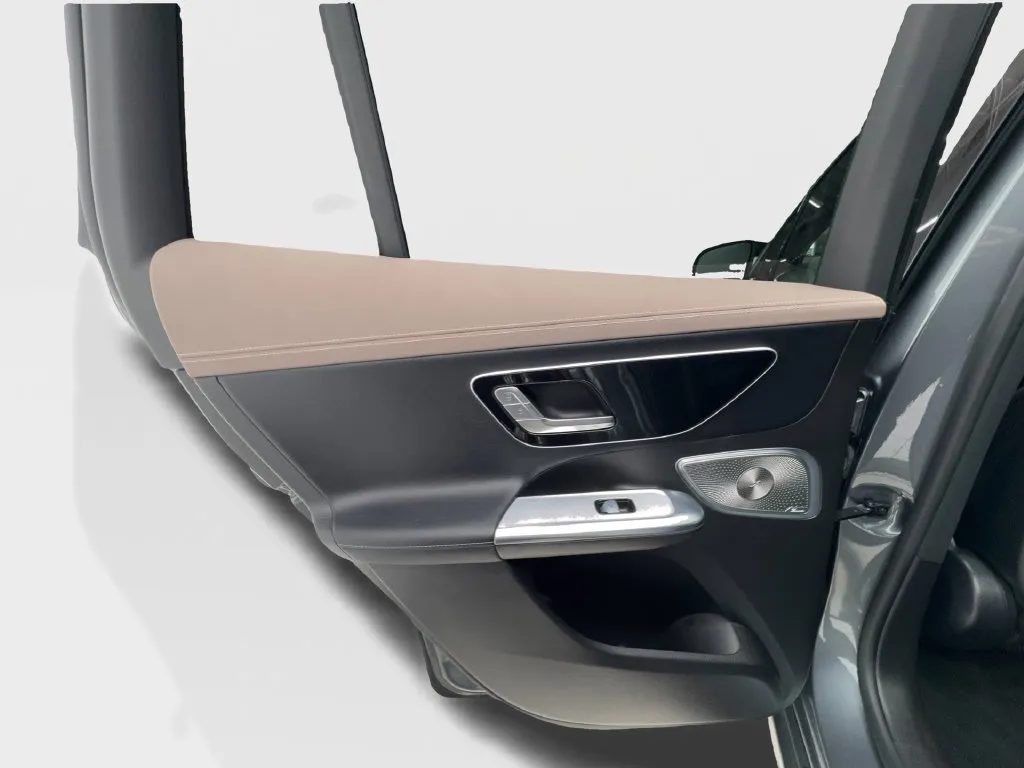 Mercedes-Benz EQE photo 27
