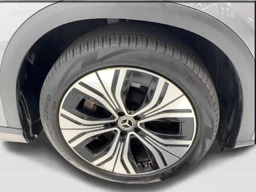 Mercedes-Benz EQE photo 15