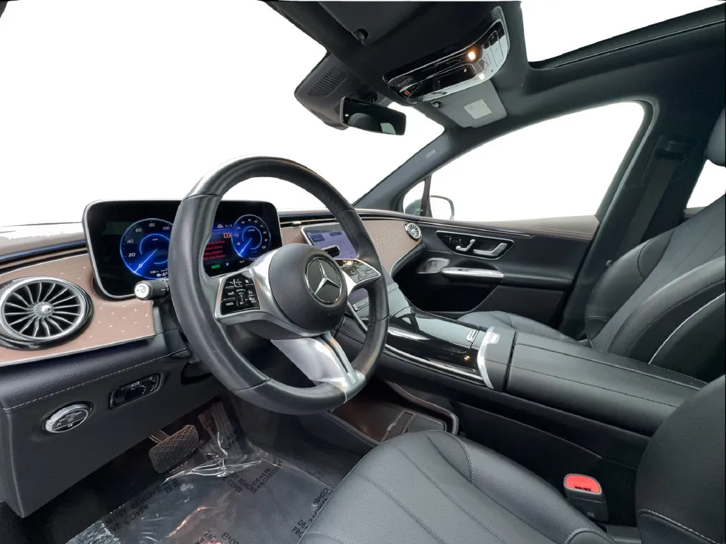 Mercedes-Benz EQE photo 22