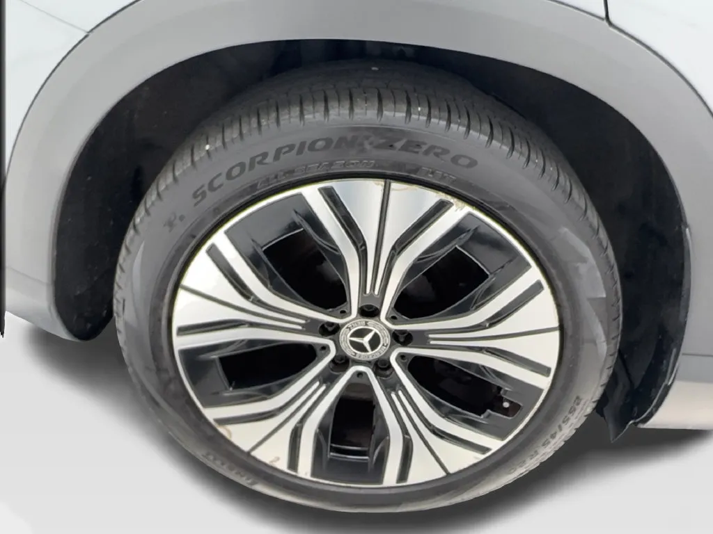 Mercedes-Benz EQE photo 16