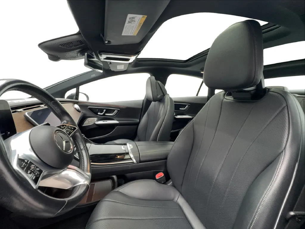 Mercedes-Benz EQE photo 20
