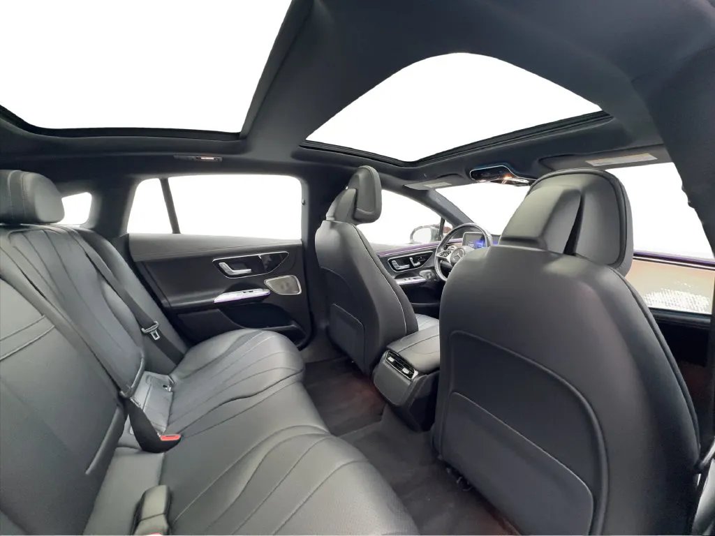 Mercedes-Benz EQE photo 28
