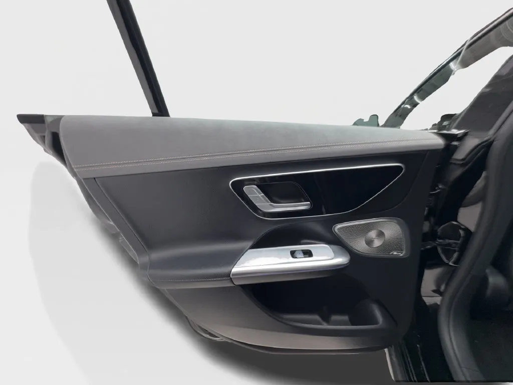 Mercedes-Benz EQE photo 27