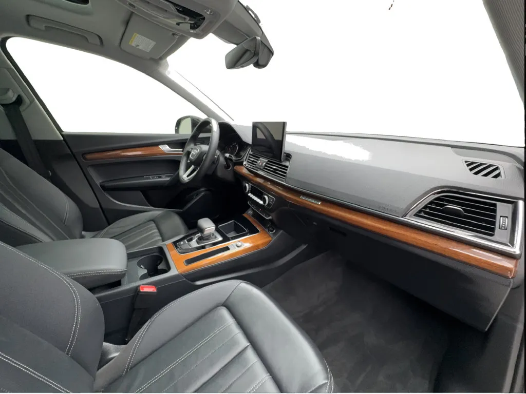Audi Q5 photo 35