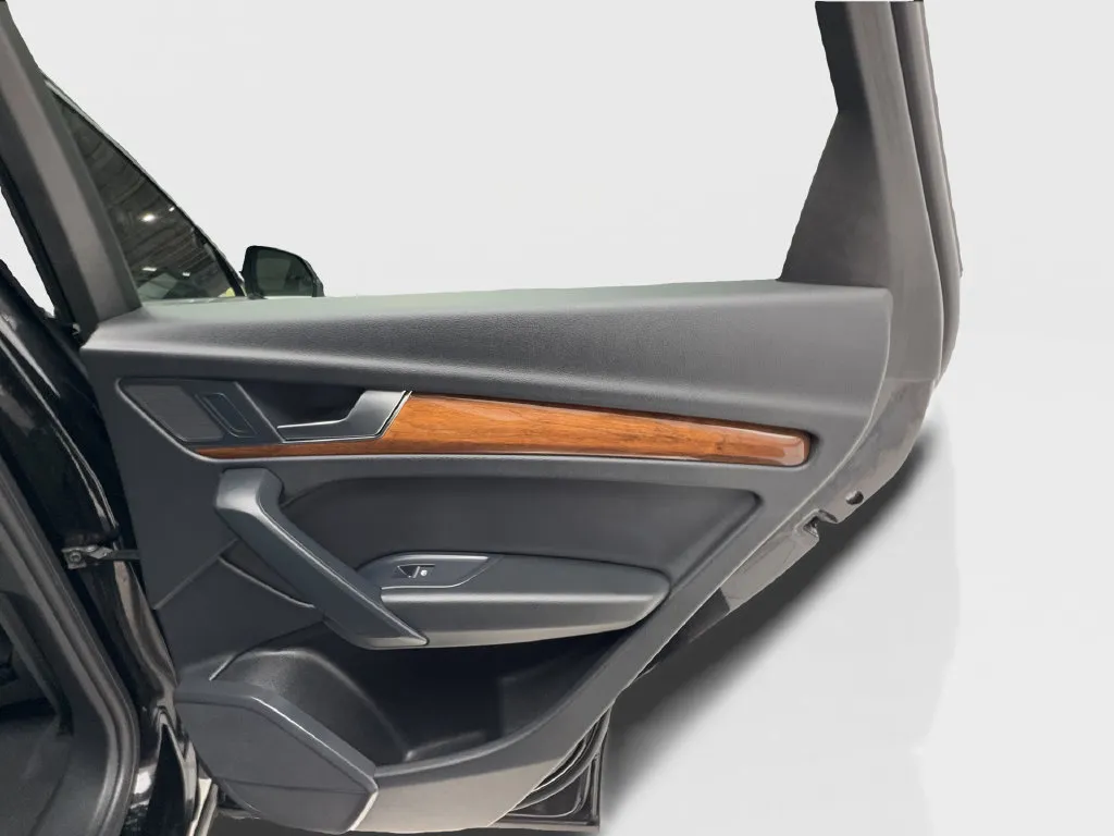 Audi Q5 photo 32