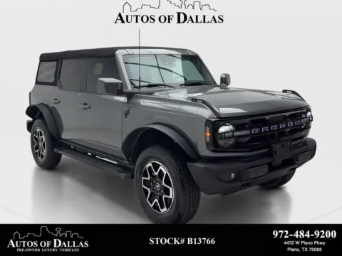 Gray 2022 Ford Bronco Outer Banks for sale in Plano, TX