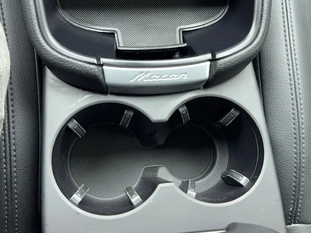 Porsche Macan photo 55