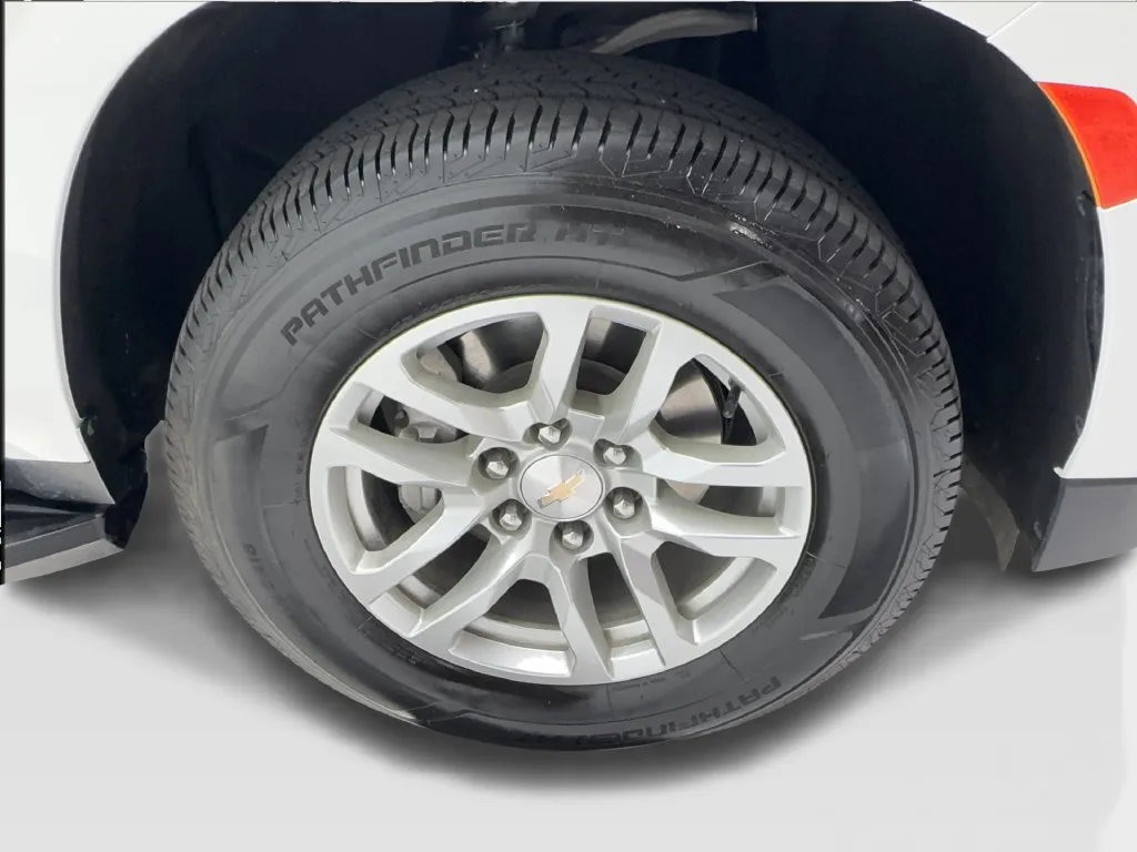 Chevrolet Tahoe photo 15