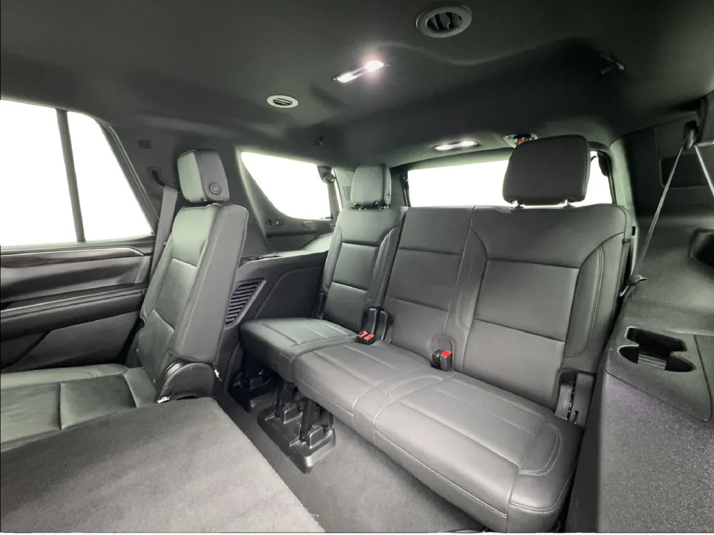 Chevrolet Tahoe photo 27