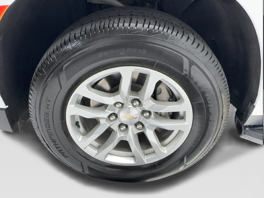 Chevrolet Tahoe photo 14