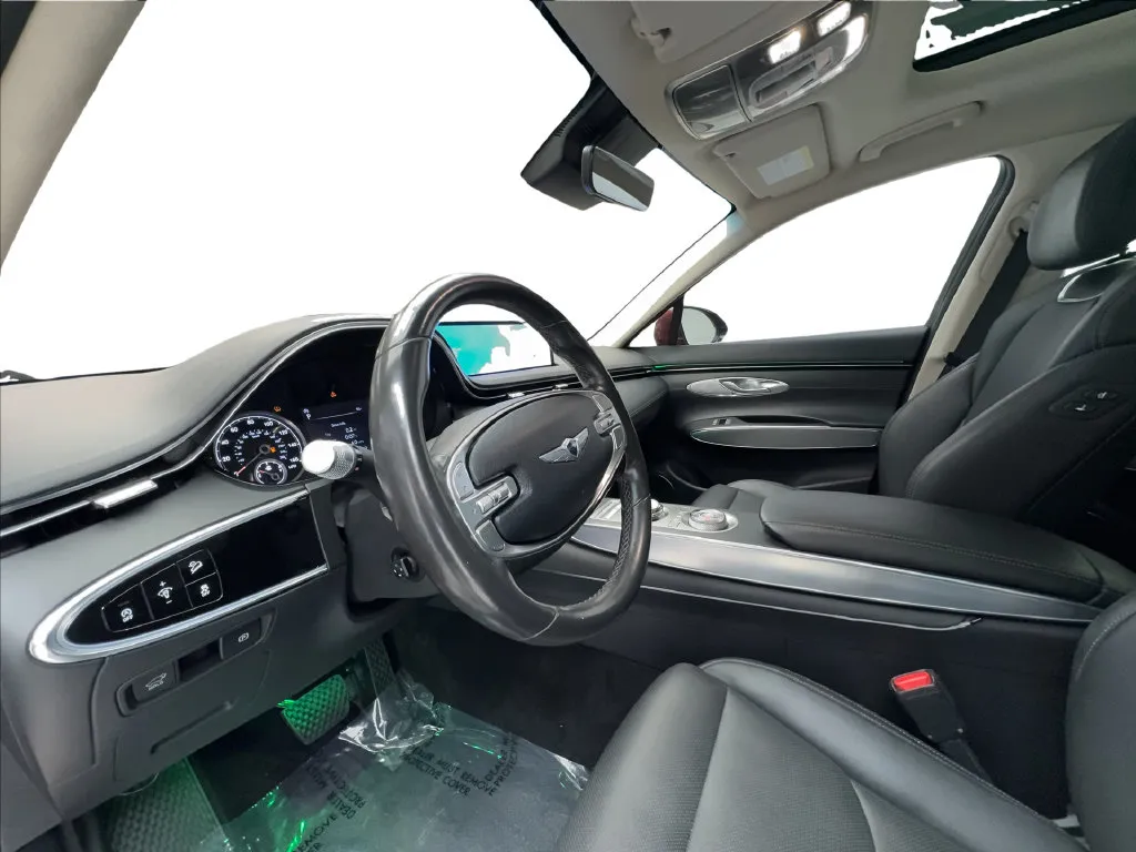 Genesis GV70 photo 23