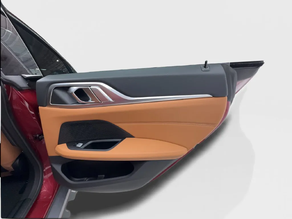 BMW i4 photo 33