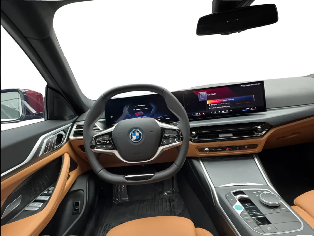 BMW i4 photo 40