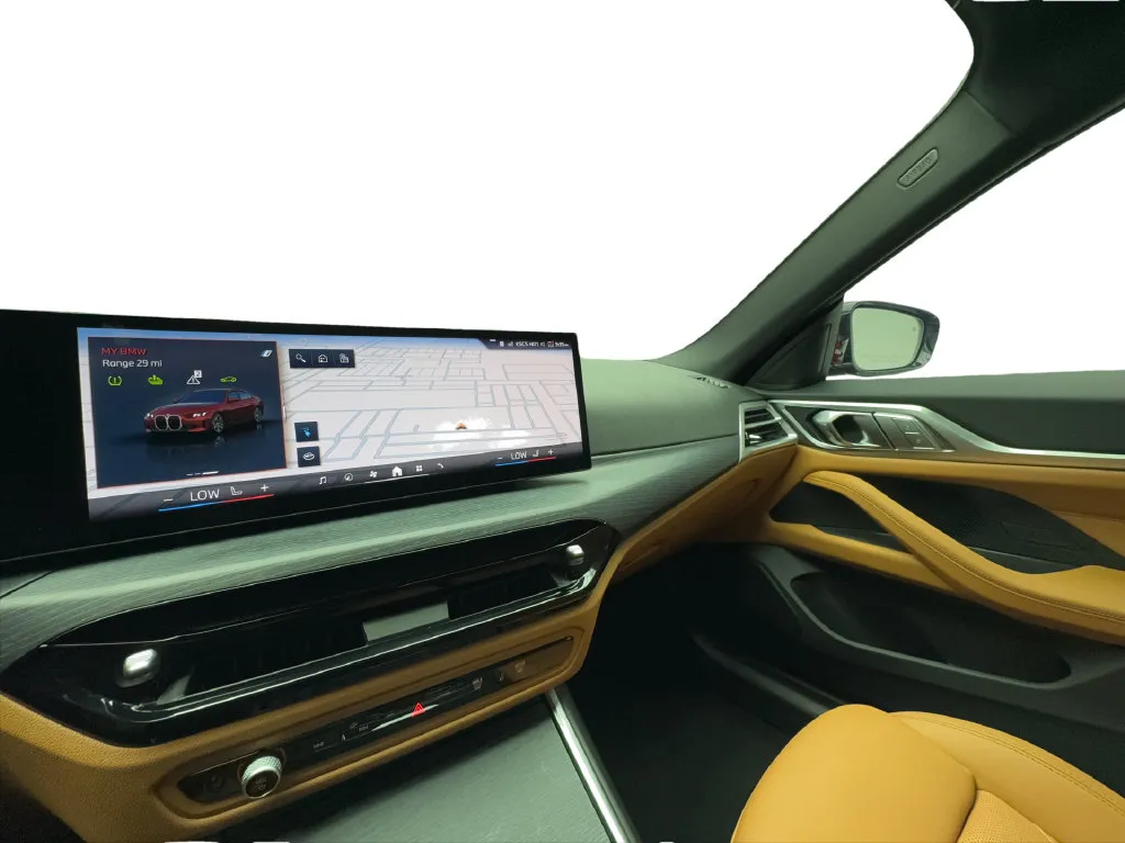 BMW i4 photo 48