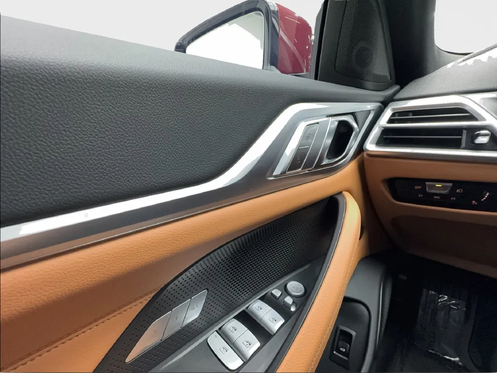 BMW i4 photo 51