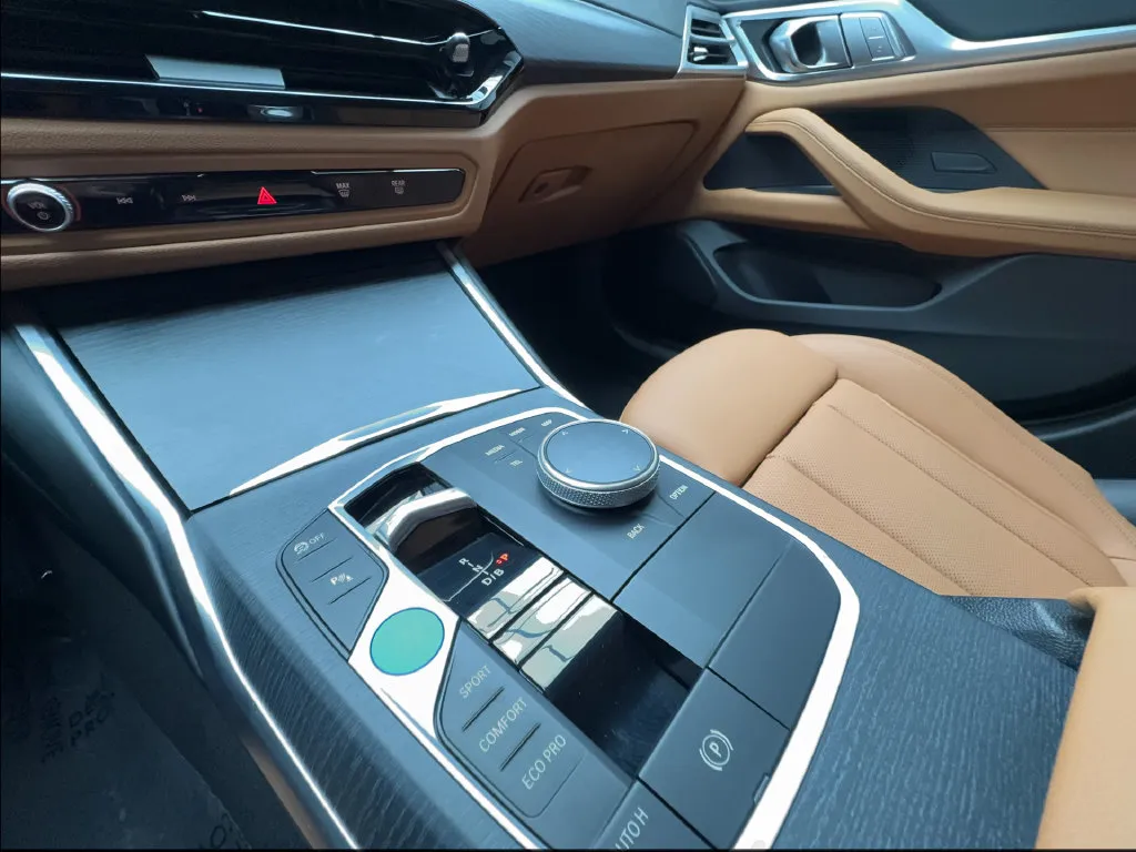 BMW i4 photo 52