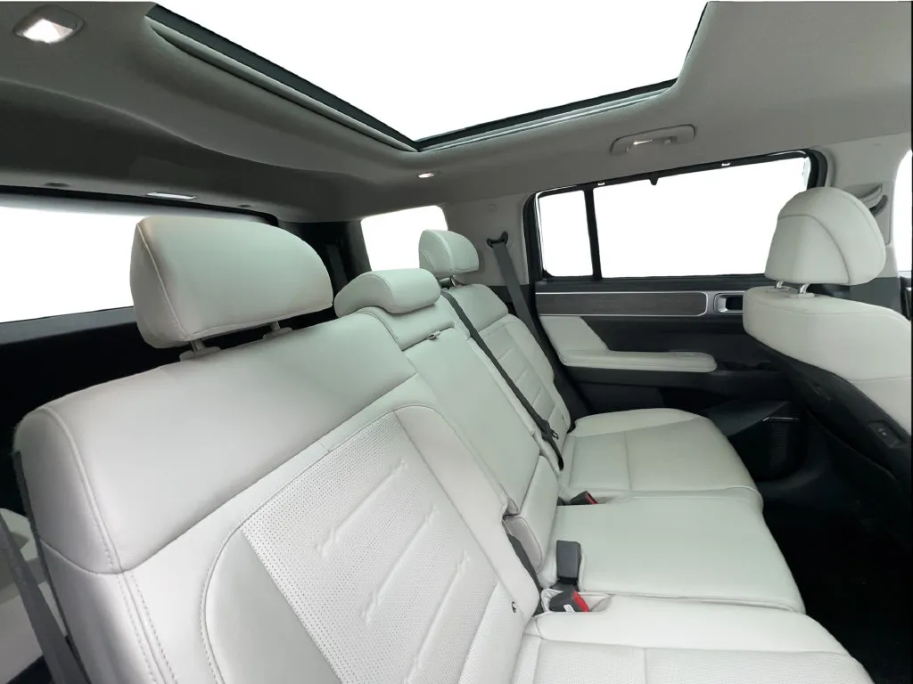 Hyundai Santa Fe photo 30