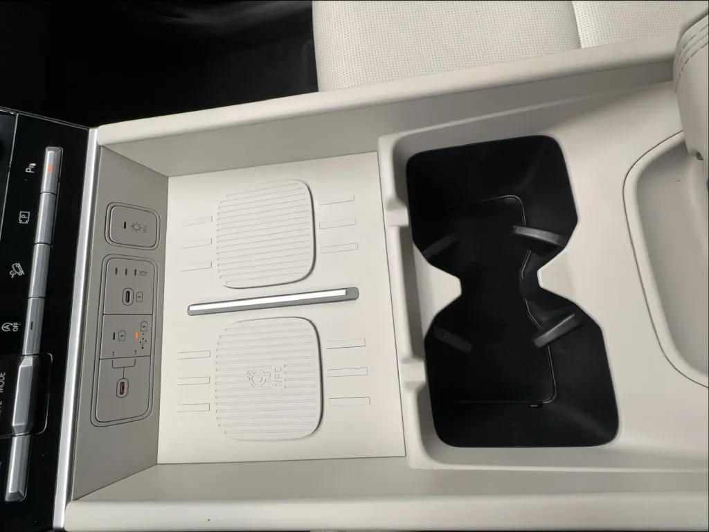 Hyundai Santa Fe photo 51