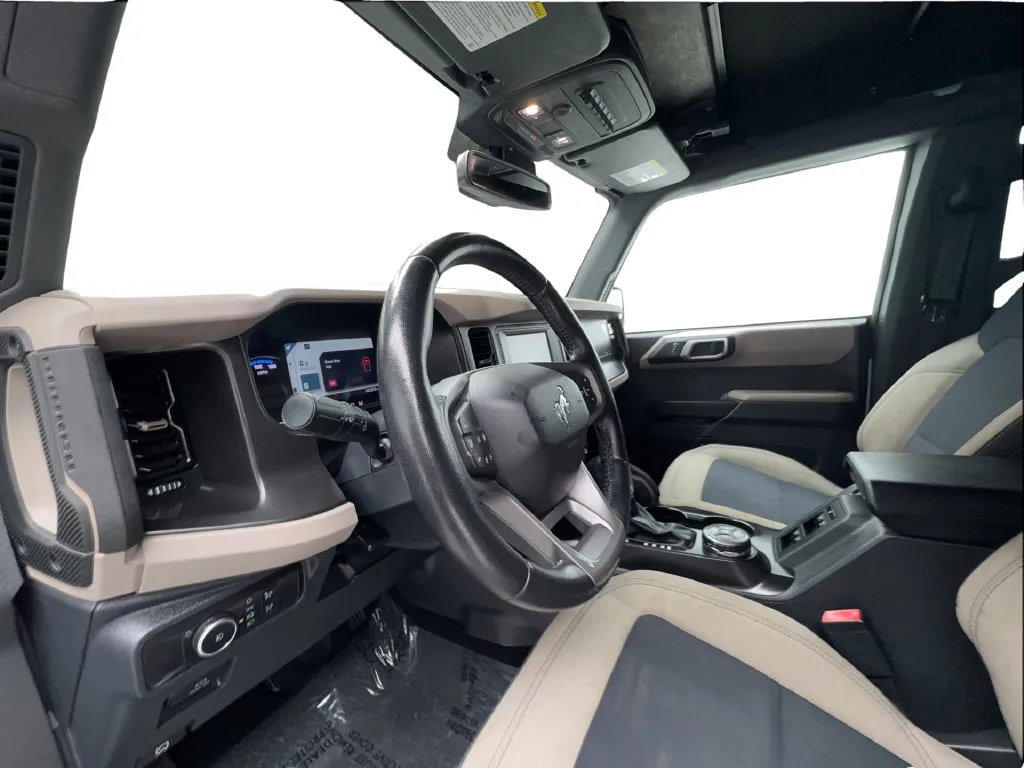 Ford Bronco photo 22
