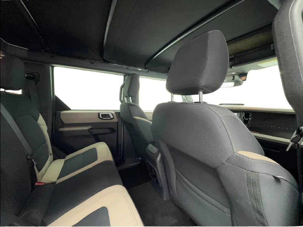 Ford Bronco photo 28