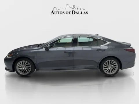 More photos of 2023 Lexus ES 300h Luxury at Autos of Dallas - Plano, TX