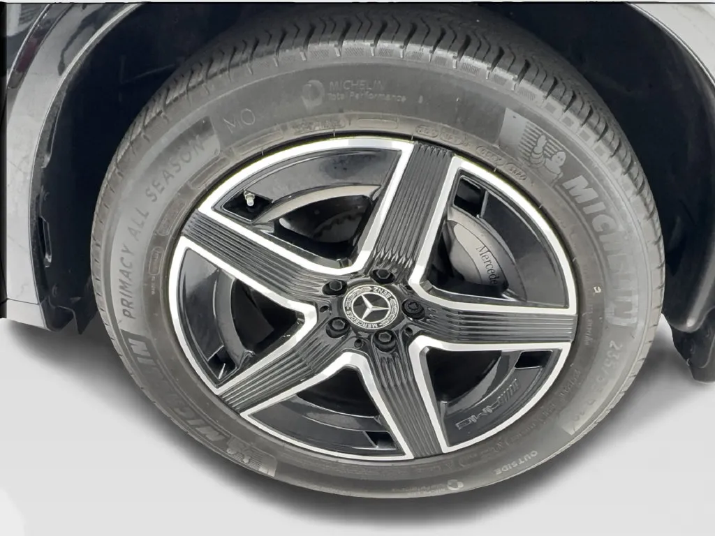 Mercedes-Benz GLC photo 14