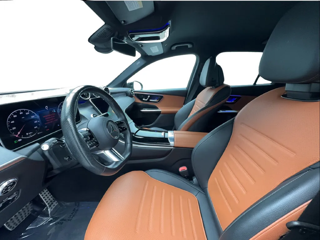 Mercedes-Benz GLC photo 21