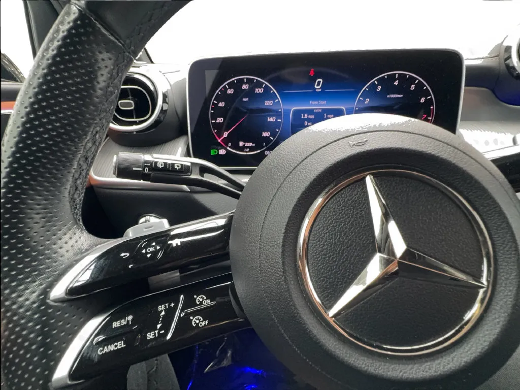 Mercedes-Benz GLC photo 44