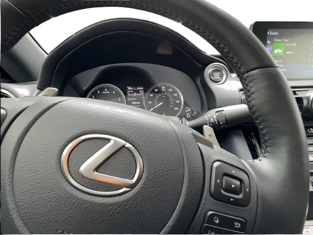 Lexus IS photo 46