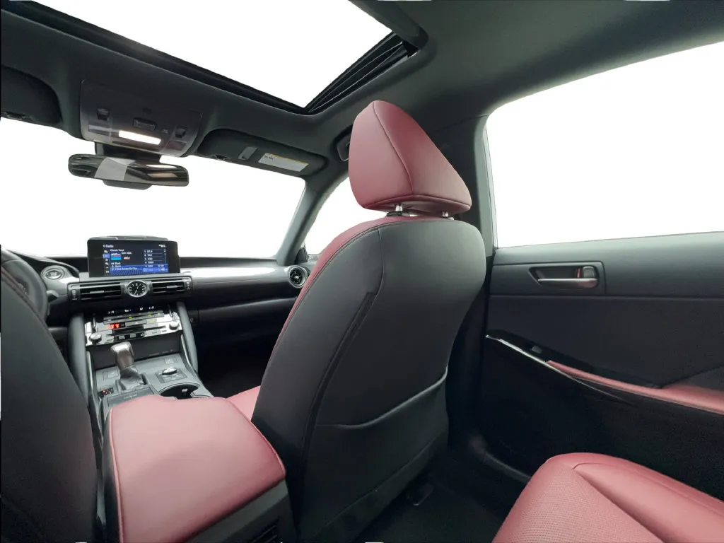 Lexus IS photo 44