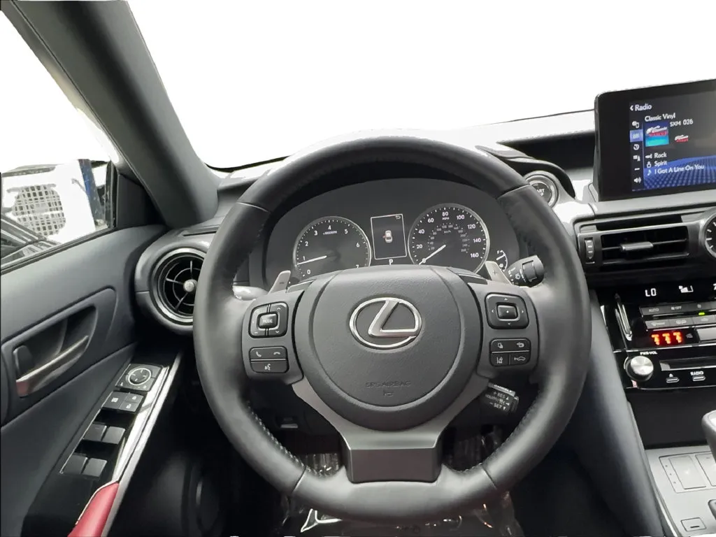 Lexus IS photo 41